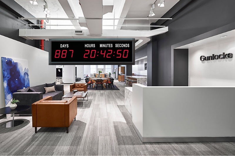 D1597 שעון טיימר יומי עם תצוגת ענק לספירת ימים קדימה ואחורה