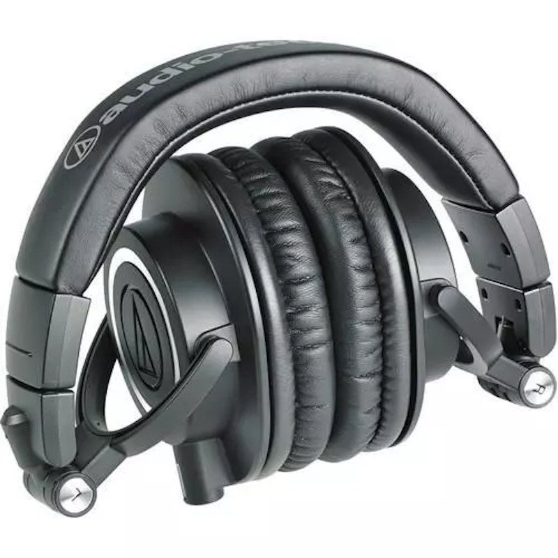 Audio Technica ATHM50X אוזניות.