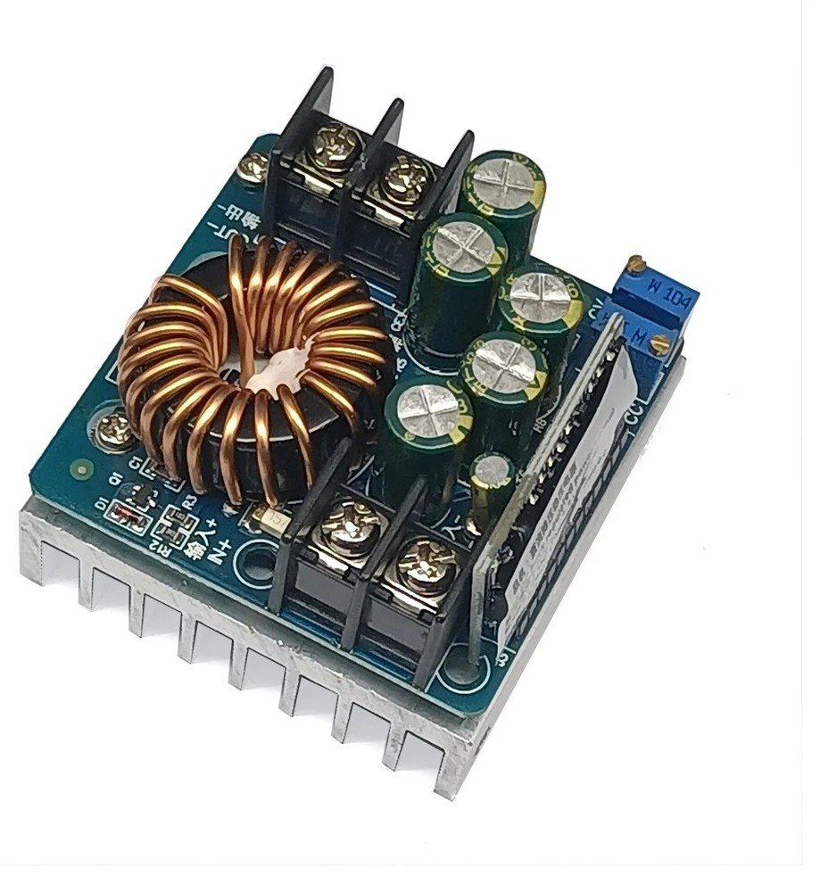 ממיר מוריד מתח DC-DC&rlm; 400W 15A &mdash; כניסה 10-60V, יציאה מתכווננת 0-45V עם ייצוב מתח וזרם.