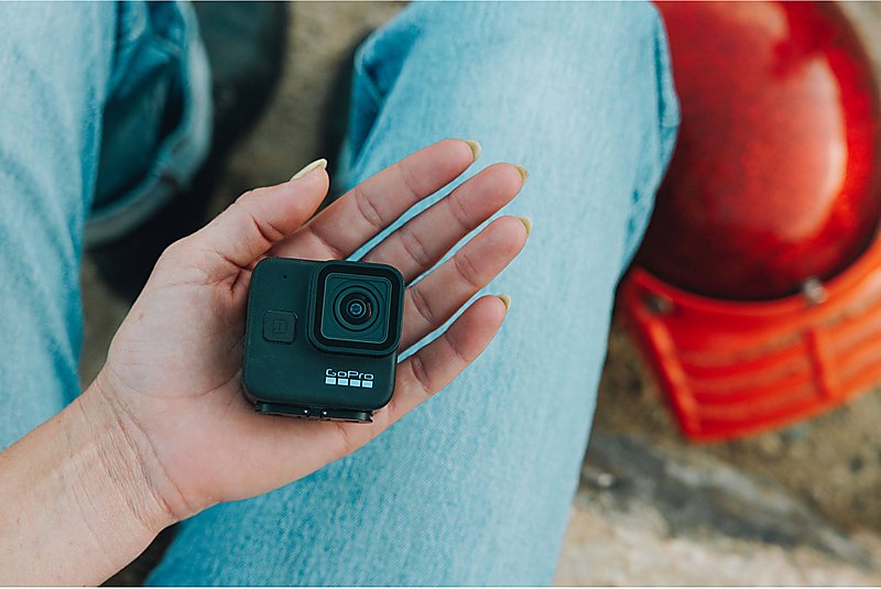 מצלמת אקסטרים GoPro HERO11 Black Mini.
